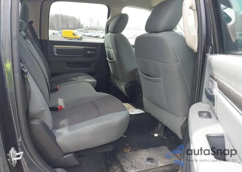 2015 Ram 1500 Outdoorsman z USA, uszkodzony, nr VIN 1C6RR7LG2FS728731